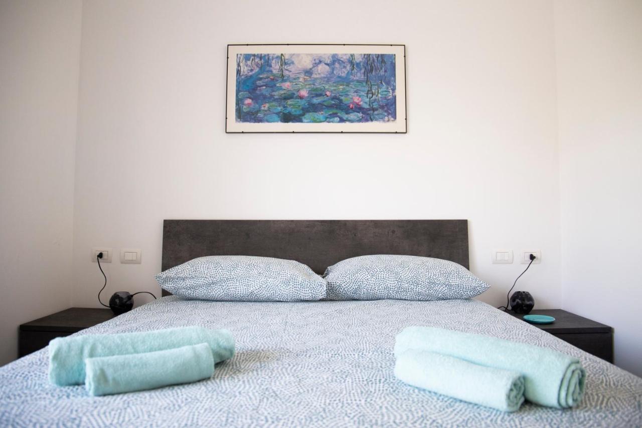Gray Pearl - Modern Apartment In City Center Arona Kültér fotó